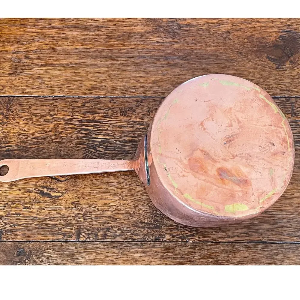 Vintage Large French Copper Saucepan with Copper Handle, Hammered Texture